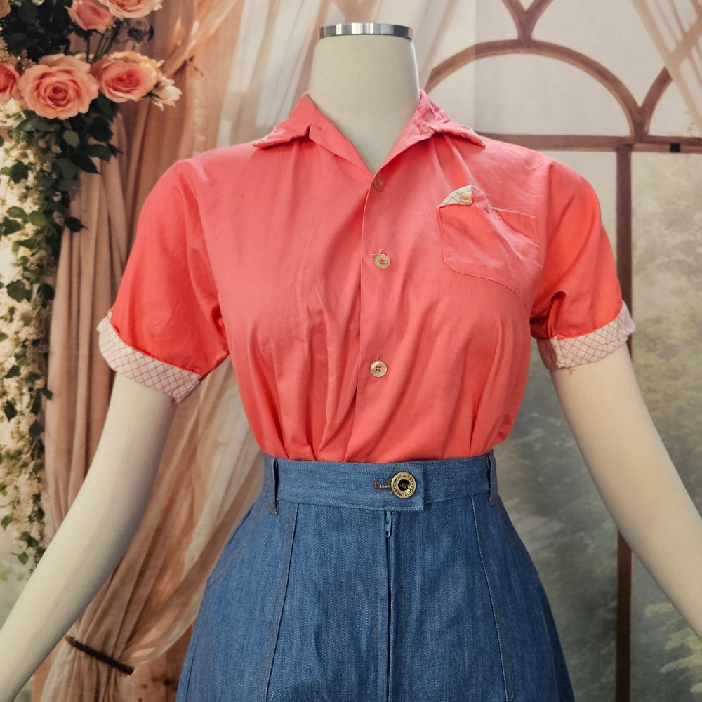 Vintage 1960s Blouse Top Short Sleeve Button Up Shirt Grid Trim Pocket Pink